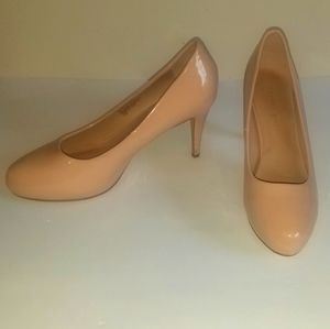 Madden girl Jelsey tan pumps. Tan heels.